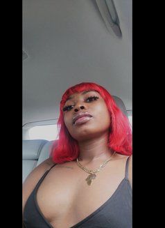 Barbie Bluu - puta in Lagos, Nigeria Photo 1 of 3