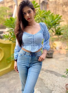 Diksha Vip Model - escort in Dubai Photo 3 of 4