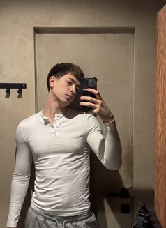 🇺🇦Barbie Boy🇺🇦 - Male escort in İstanbul Photo 14 of 24