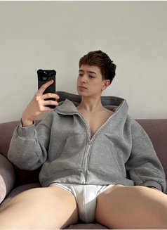 🇺🇦Barbie Boy🇺🇦 - Male escort in İstanbul Photo 18 of 24