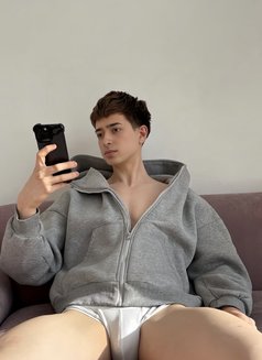🇺🇦Barbie Boy🇺🇦 - Male escort in İstanbul Photo 19 of 24
