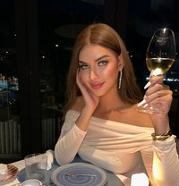 Kanhee 1m - Transsexual escort in Phuket
