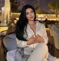 Barbie - puta in Abu Dhabi
