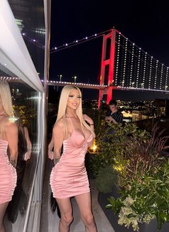 Barbie Naz - Acompañantes transexual in İstanbul Photo 27 of 30