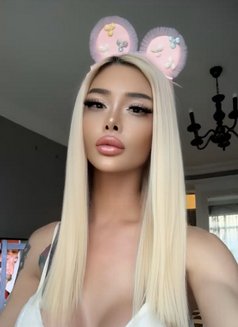 Barbie Naz - Acompañantes transexual in İstanbul Photo 29 of 30