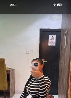 Barbie - puta in Lagos, Nigeria Photo 5 of 6