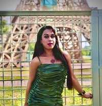 Barbie Roy - Transsexual escort in Kolkata