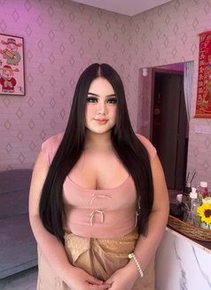Barbie - Transsexual escort in Riyadh Photo 4 of 8