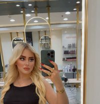 Barbie - escort in Dubai Photo 3 of 11