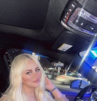Barbie - escort in Dubai Photo 11 of 19