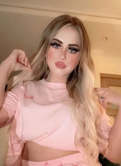 Barbie - escort in Dubai Photo 15 of 19
