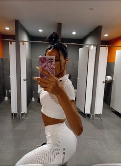 POCAHONTAS - Acompañantes transexual in Barcelona Photo 3 of 10