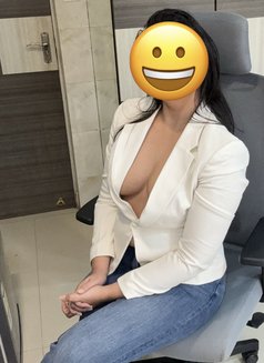 Barkha the Independent - puta in Mumbai Photo 14 of 14