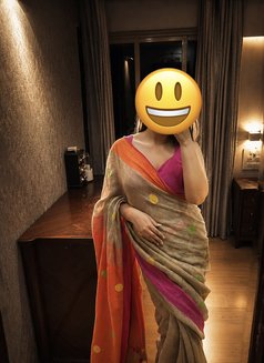 Barkha the Independent - puta in Mumbai Photo 9 of 9