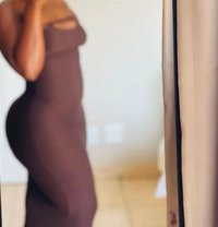 Barokha - escort in Yokohama