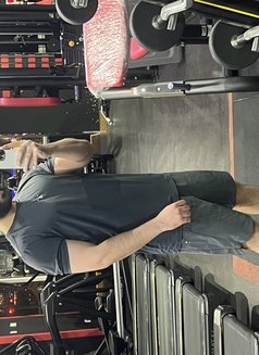 Bash - Male companion in Abu Dhabi Photo 4 of 4