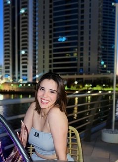 Bassma - puta in Dubai Photo 1 of 7