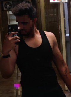 Batman - Male escort in New Delhi Photo 2 of 4