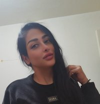 Batta 🪿 - escort in Beirut