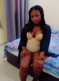 Asmira - escort in Kuwait Photo 1 of 4