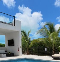 Baybee - escort in Lagos, Nigeria