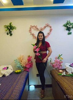 Bb Professional Massage - puta in Jubail Photo 2 of 5