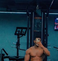 BBC Black - Male escort in Dubai