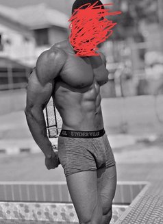 BBC BULL 8 INCH || MASSAGE THERAPIST - Male escort in New Delhi Photo 3 of 5