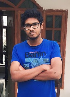 Bbc Bull Desi - Male escort in New Delhi Photo 3 of 6