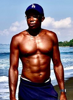 Bbc Diamond - Male escort in Manila Photo 1 of 4