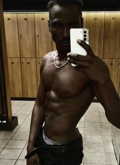 Bbc King - Male escort in Dubai Photo 1 of 3