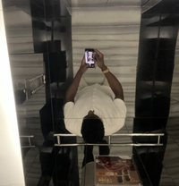 BBC King - Male escort in Dubai