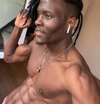 ADBDULXXL - Male escort in Abu Dhabi