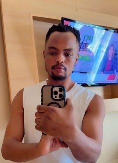 Bbc Top Tony - Male escort in Kuala Lumpur Photo 4 of 4