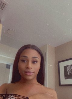 Bbc Top Ts Taraki - Transsexual escort in Glasgow Photo 7 of 12