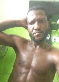 Bbc100 - Acompañantes masculino in Abu Dhabi Photo 1 of 4