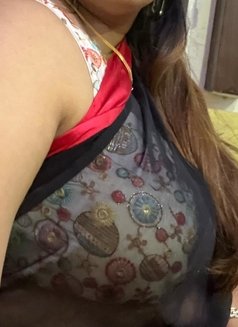 Bbw curvy Bhabhi in d town - escort in Noida Photo 2 of 2