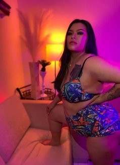 BBW Girl Massage Full Service - puta in Muscat Photo 2 of 8