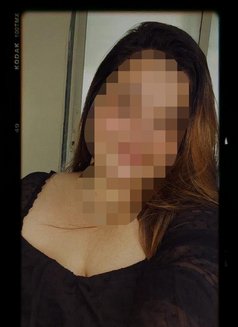 Manisha — Soft Curves, Dark Desires - escort in Mumbai Photo 14 of 17