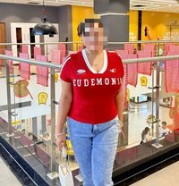 Bbw woman - escort in Surat