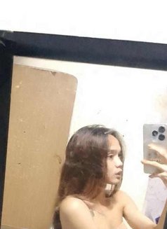 Bby Cang - Acompañantes transexual in Manila Photo 6 of 6