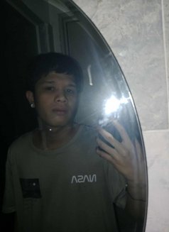 Horny Fil-/Spanish babyboy - Male escort in Cebu City Photo 1 of 4