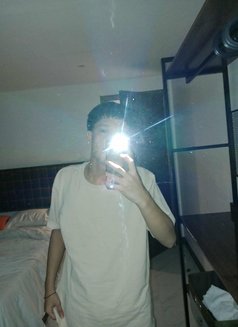 Horny Fil-/Spanish babyboy - Male escort in Cebu City Photo 2 of 4
