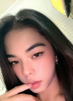 Bbyzee - Transsexual escort in Bali Photo 9 of 9