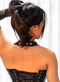 Mistress -Taiwanese- Cruel & beautiful - dominatrix in Dubai Photo 4 of 5