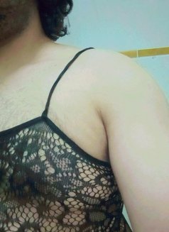 Exclusive 4 Ladies 0$ - Acompañantes masculino in Al Manama Photo 1 of 7