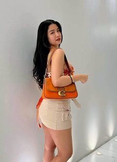 If you want the Best.. choose LYN - escort in Makati City Photo 9 of 25