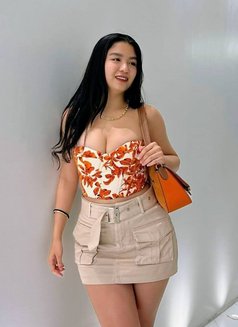 If you want the Best.. choose LYN - escort in Makati City Photo 10 of 25