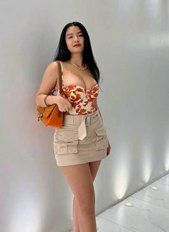 If you want the Best.. choose LYN - escort in Makati City Photo 11 of 25