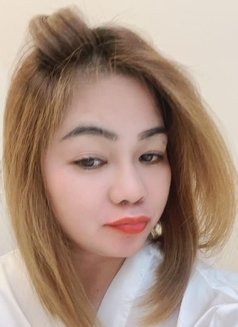 Bea 3 - escort in Dubai Photo 3 of 4